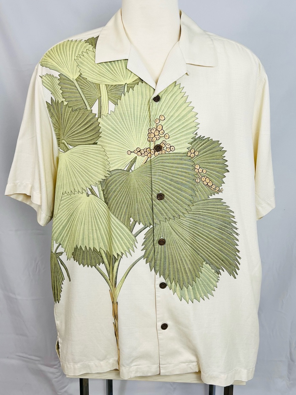 Tommy Bahama Cream Short-Sleeve Shirt with Green Botanical Print